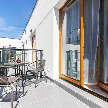 Apartament Flamingo Zajezdnia Wrzeszcz By Renters